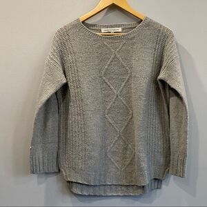 Cupcakes And Cashmere Gray Long Sleeves Sweater